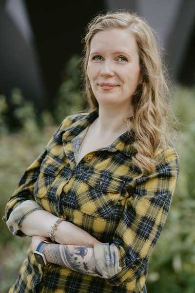 picture of the speaker